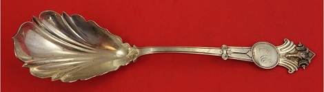 Berry Spoon shell bowl 8 3/4